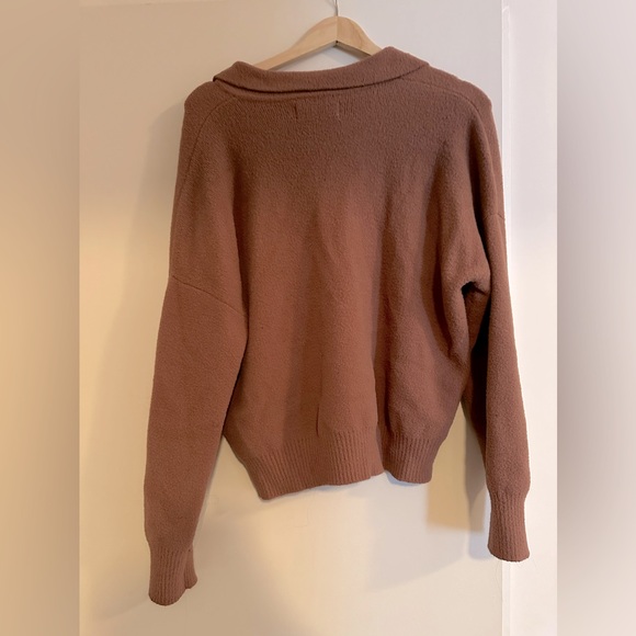 Abercrombie & Fitch Brown Burnt Orange Sweater - Picture 2 of 4